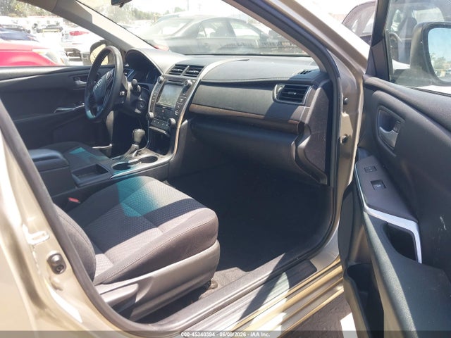 Toyota Camry Le