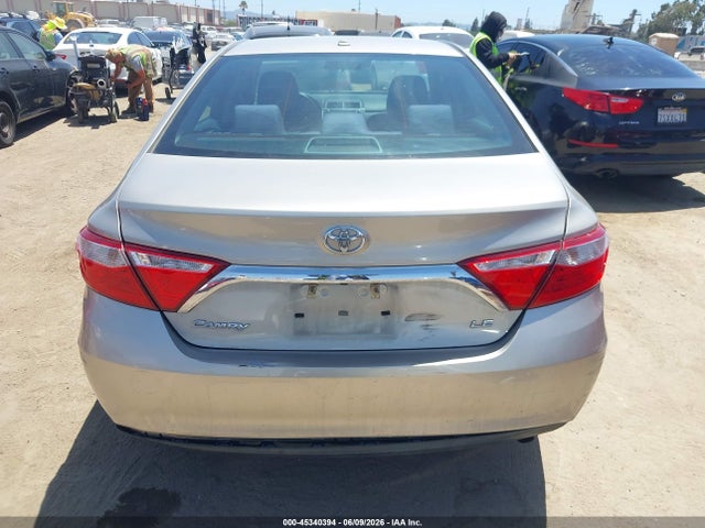 Toyota Camry Le