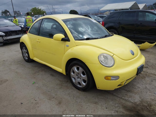Salvage Volkswagen Beetle Image