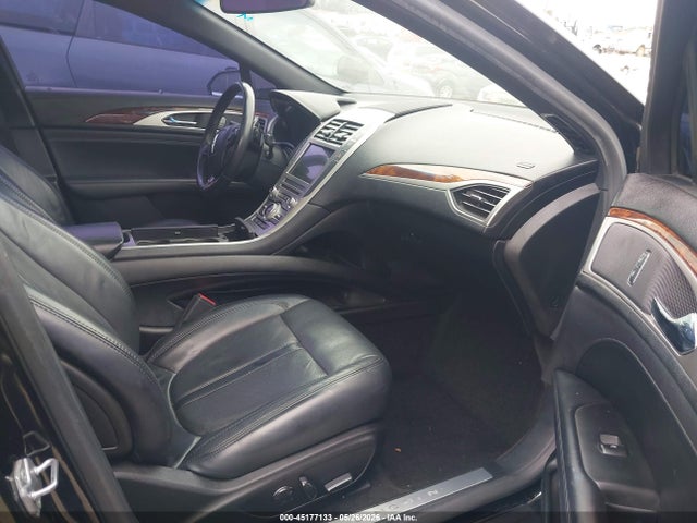 Lincoln MKZ Reserve