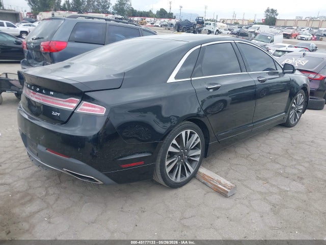Lincoln MKZ Reserve