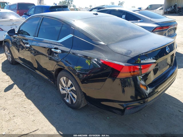 Nissan Altima S Fwd