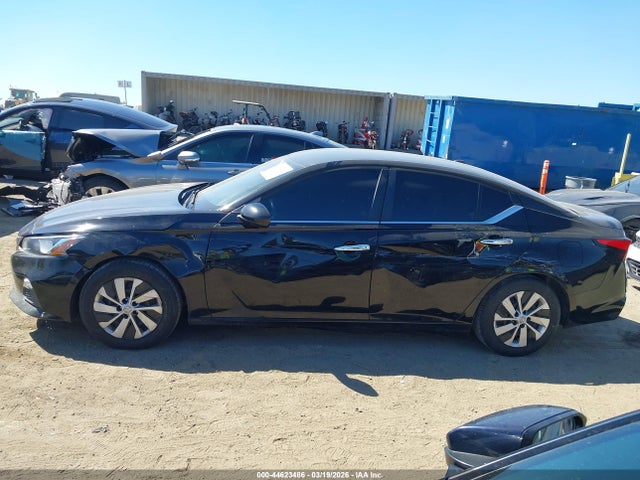 Nissan Altima S Fwd