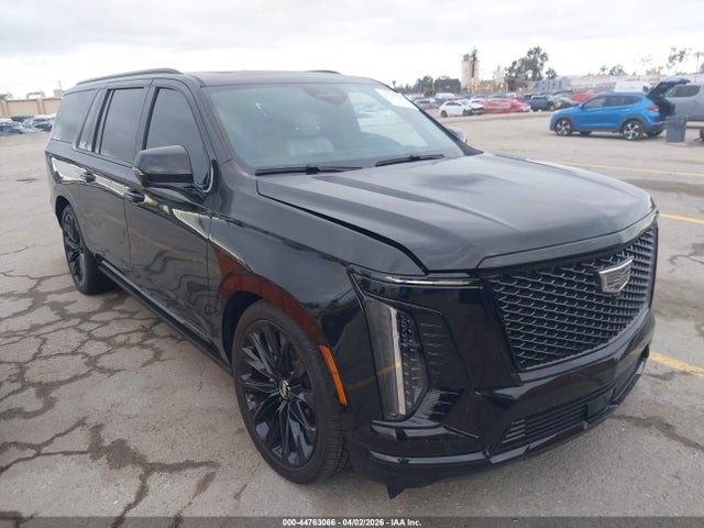 Salvage Cadillac Escalade Image