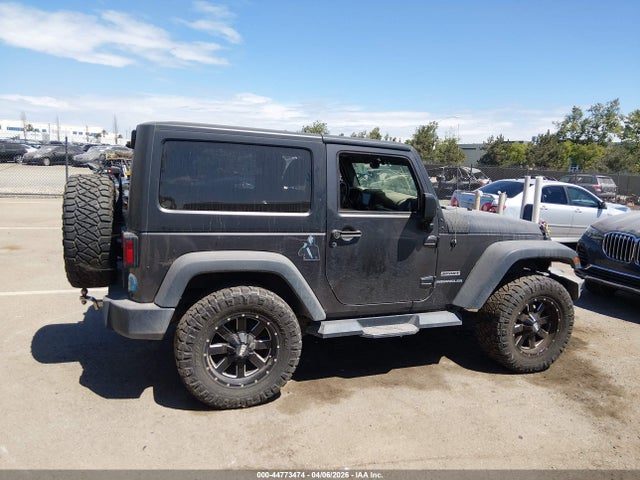 Jeep Wrangler Sport 4x4