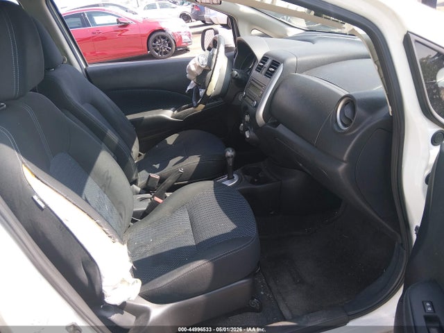 Nissan Versa Sv