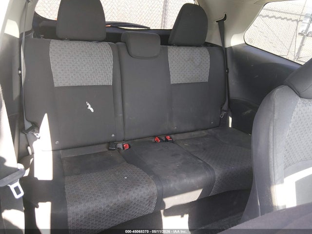 Toyota Yaris L