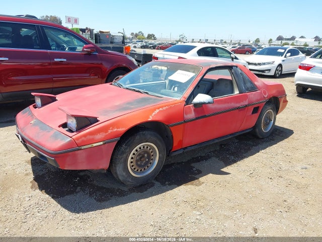 Pontiac Fiero Sport
