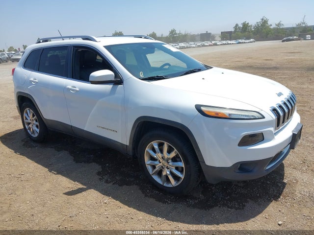Salvage Jeep Cherokee Image