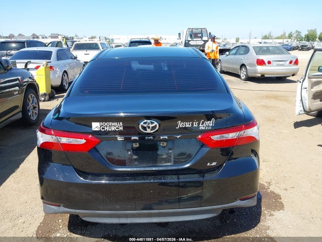 Toyota Camry Le