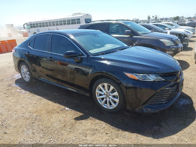 Salvage Toyota Camry Image