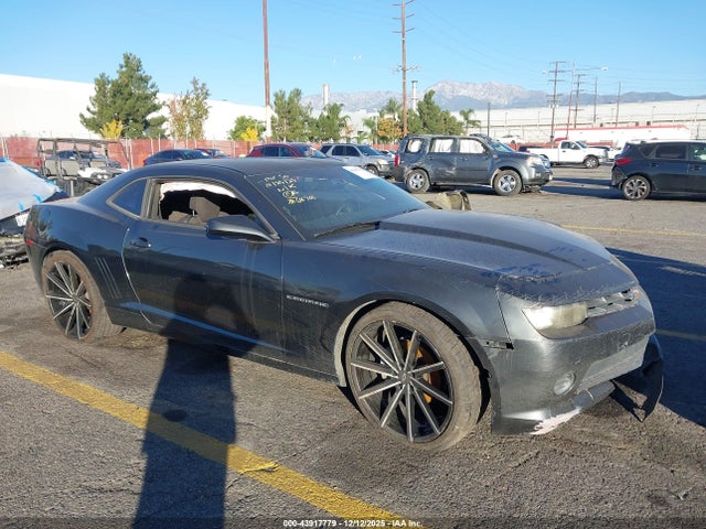Salvage Chevrolet Camaro Image