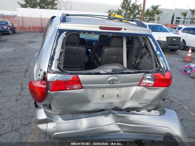 Toyota Sienna Xle