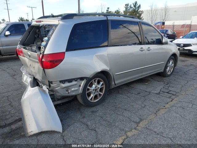 Toyota Sienna Xle