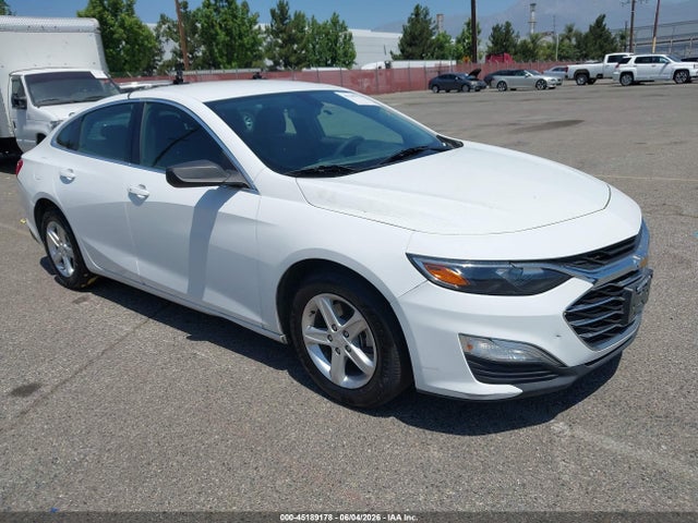 Salvage Chevrolet Malibu Image
