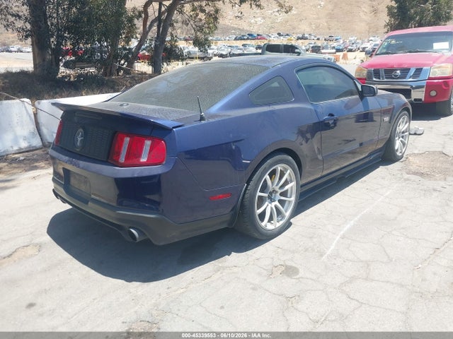 Ford Mustang V6 Premium