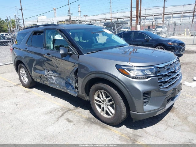 Salvage Ford Explorer Image