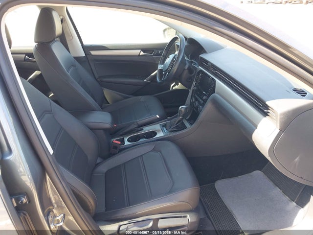 Volkswagen Passat 2.0t Se