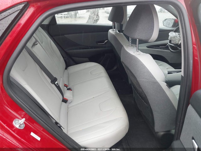 Hyundai ELANTRA Limited