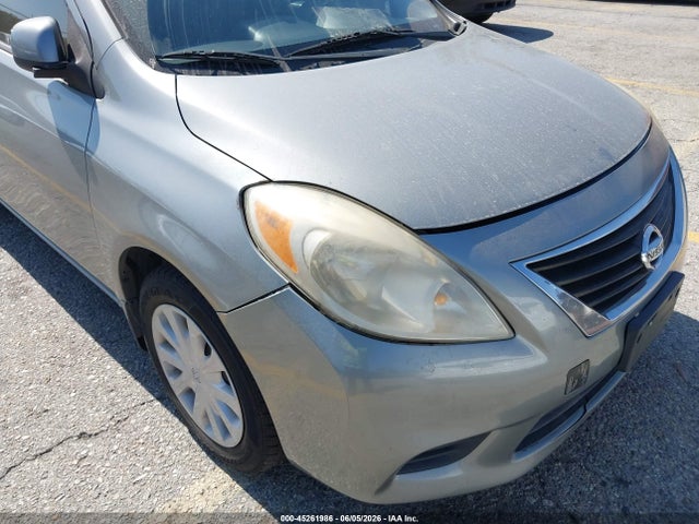 Nissan Versa
