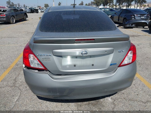 Nissan Versa