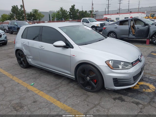Salvage Volkswagen Golf Image