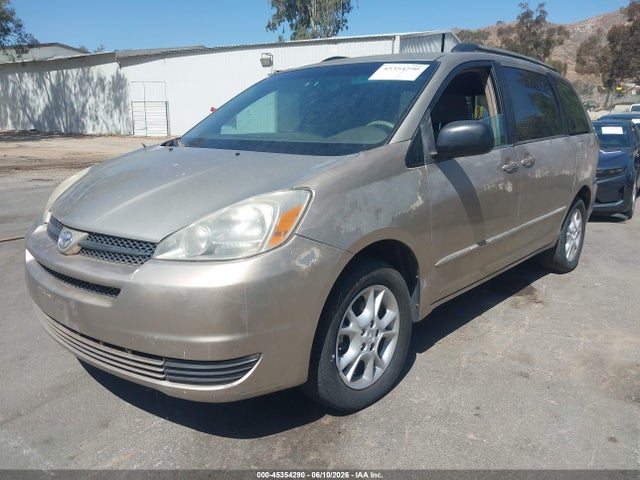 Toyota Sienna Le