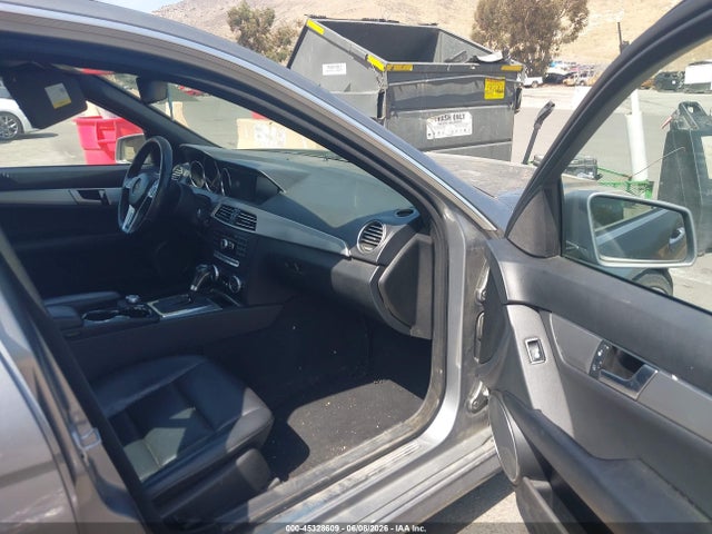 Mercedes-Benz C-Class Sport