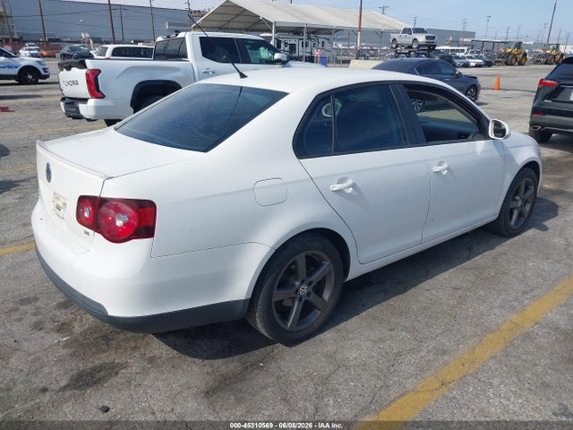 Volkswagen Jetta S