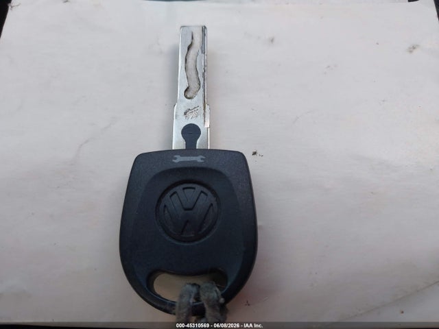Volkswagen Jetta S