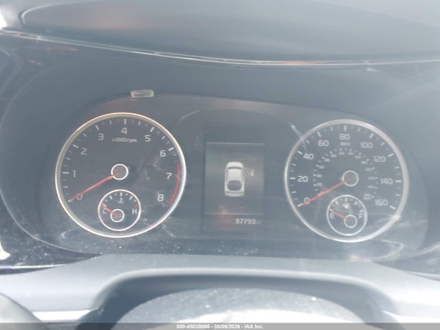 Kia K5 Lxs