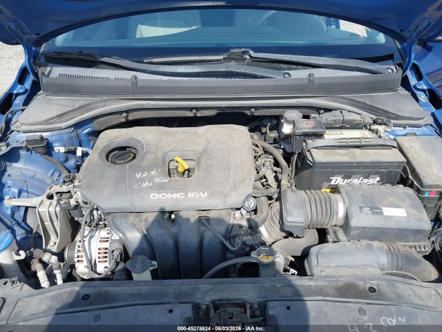 Hyundai ELANTRA Sel