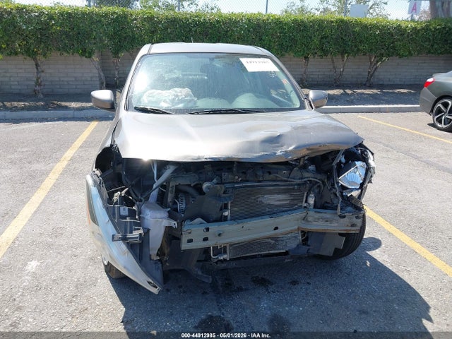 Nissan Versa 1.6 Sv