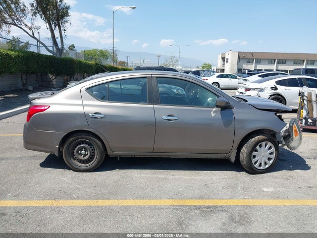 Nissan Versa 1.6 Sv