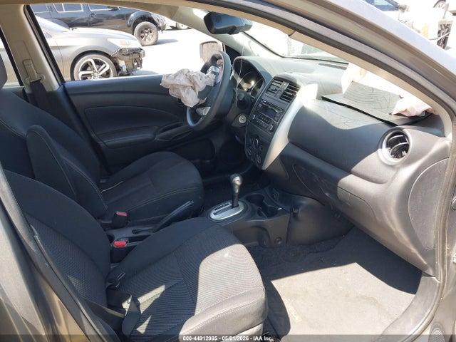 Nissan Versa 1.6 Sv