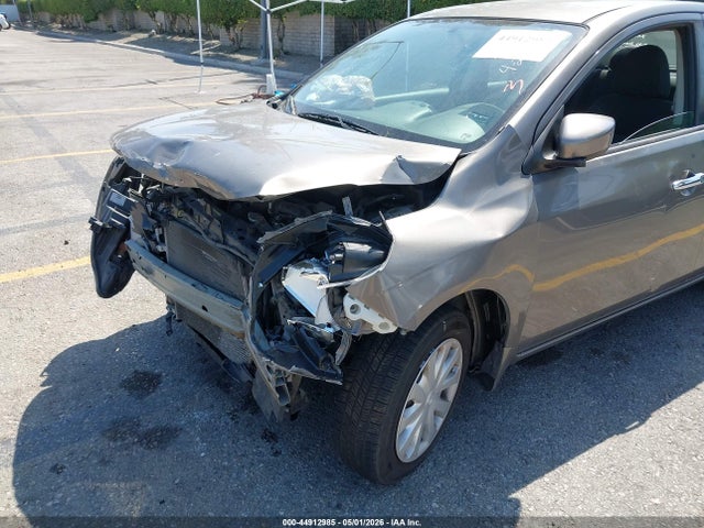 Nissan Versa 1.6 Sv