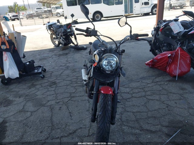 Ducati Scrambler 800