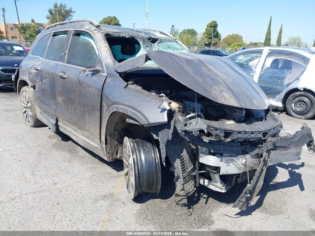 Salvage Mercedes-Benz GLB Image