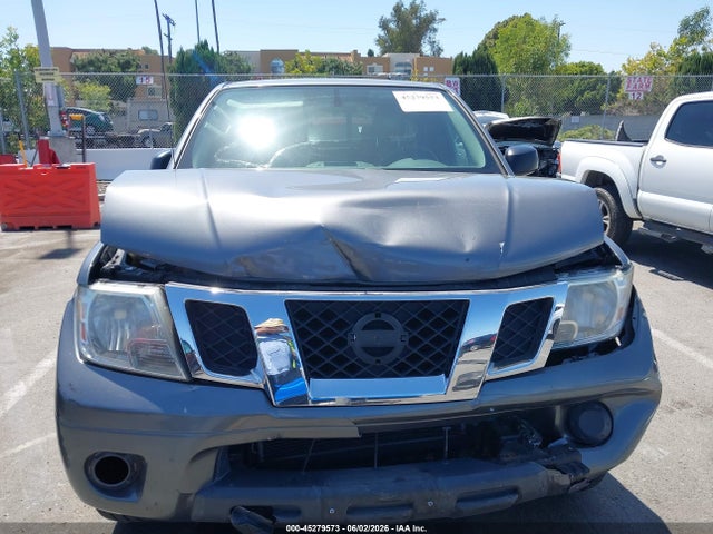 Nissan Frontier Sv-i4