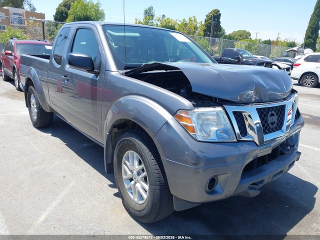 Salvage Nissan Frontier Image