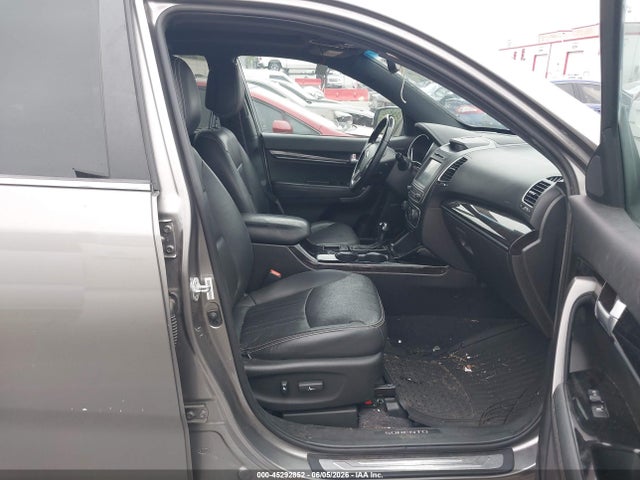 Kia Sorento Limited V6