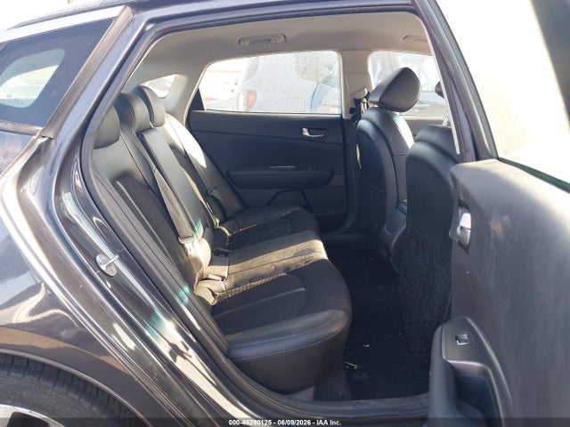 Kia Optima S