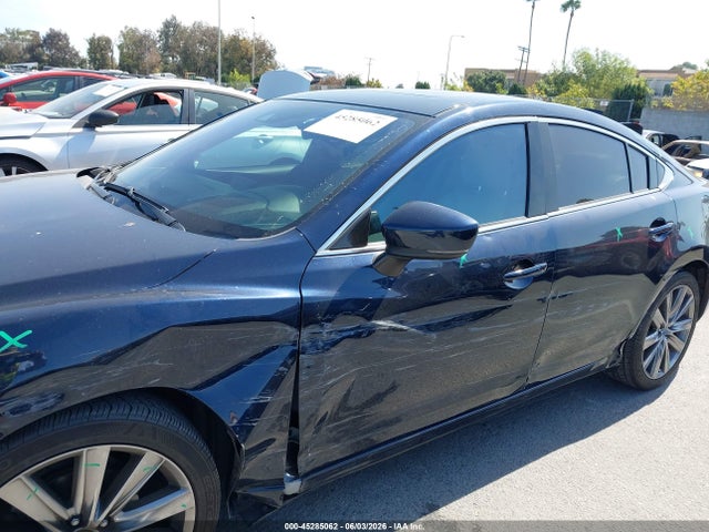 Mazda Mazda6 Signature