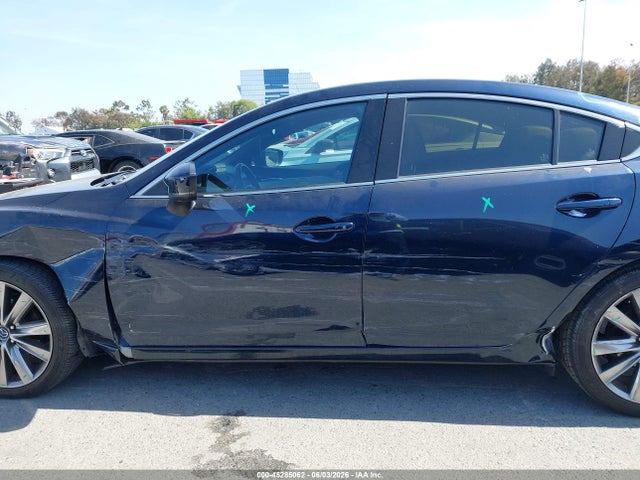 Mazda Mazda6 Signature