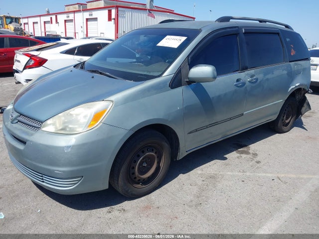 Toyota Sienna Ce