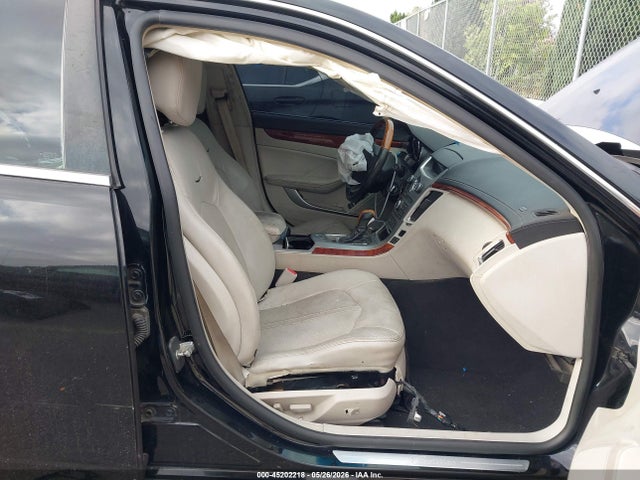 Cadillac CTS Standard