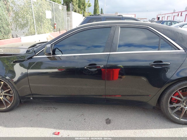 Cadillac CTS Standard