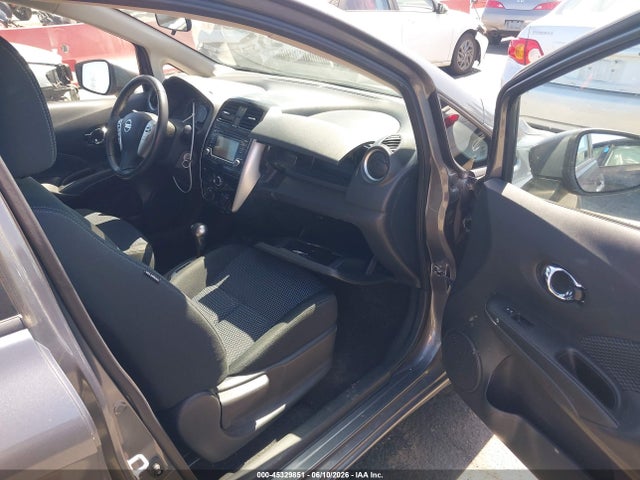 Nissan Versa Sv