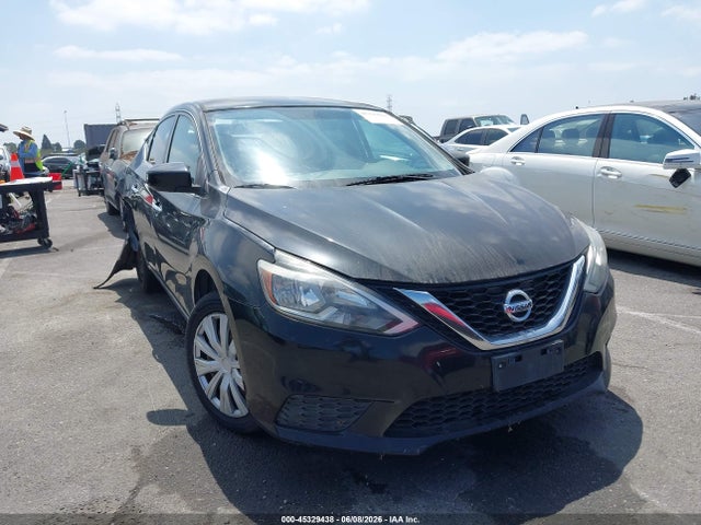 Salvage Nissan Sentra Image