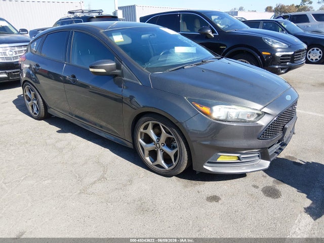 Salvage Ford Focus St Image